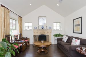 Living Room.jpg